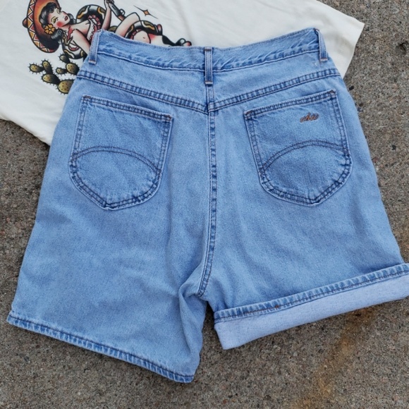 chic jean shorts